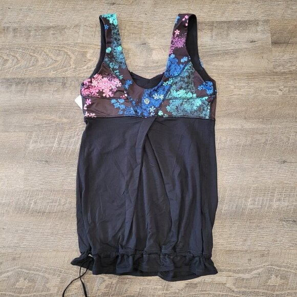 NWT LULULEMON | Tame Me Tank Top Petal Pop Floral | Sz. 4 - Picture 12 of 13